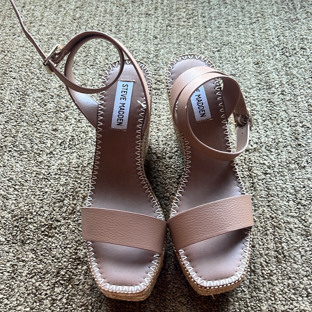 Steve Madden Wedges